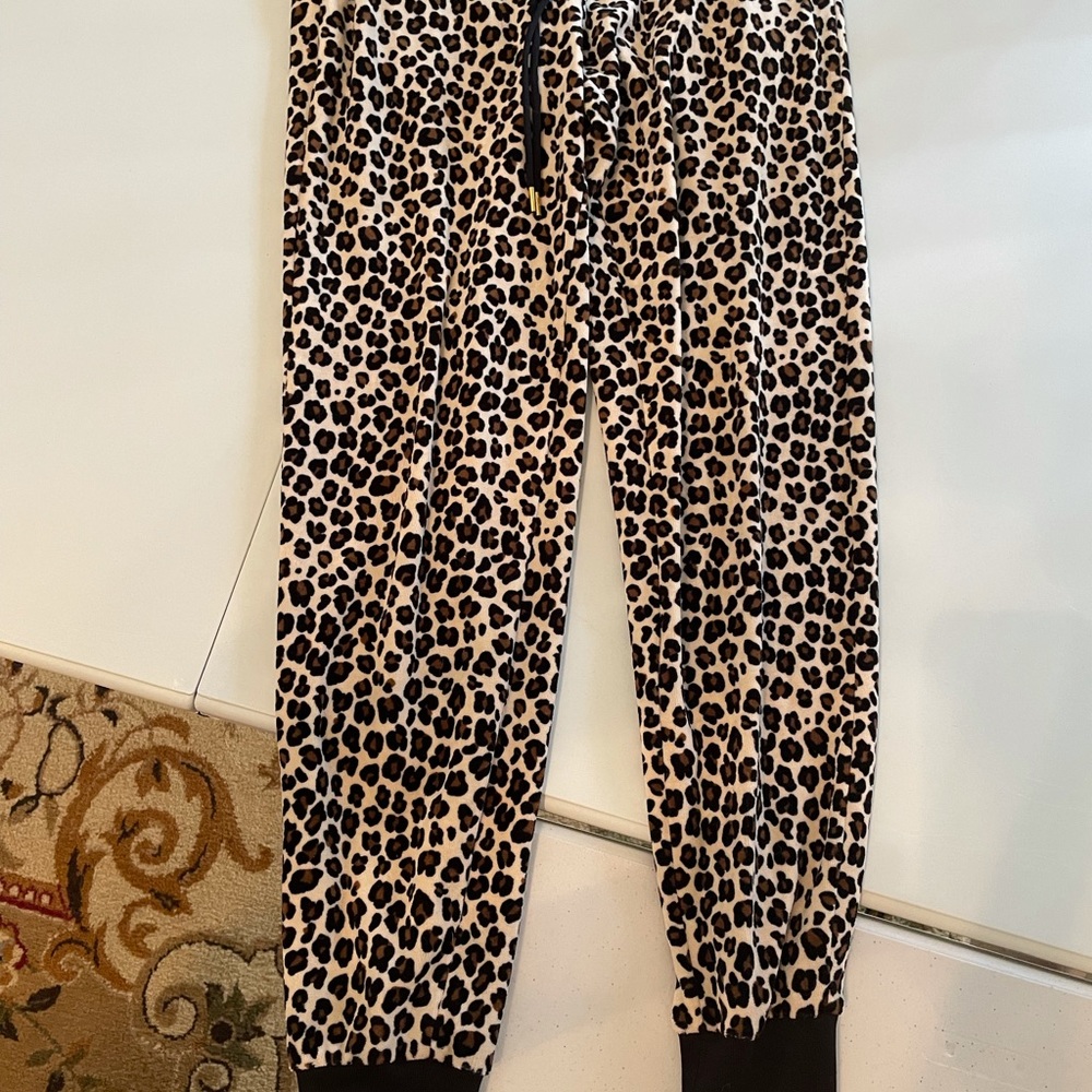Juicy Courture Cozy comfortable track suit bottoms. Cheetah Small